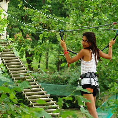 리조트 Anthares World 캔디아 카나베세